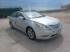 هيونداي سوناتا 2012, حلب, RF21387086