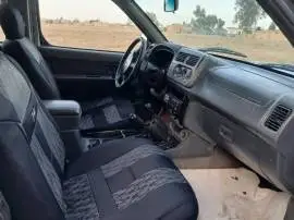 نيسان نيفارا 2006, دمشق, RF50188638