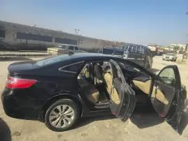 هيونداي ازيرا 2014, RF51294461