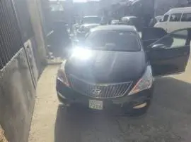 هيونداي ازيرا 2014, RF51294461