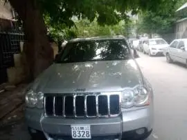 جيب شيروكي 2010, دمشق, RF43281236