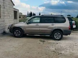 جيب سوزوكي فيتارا XL7 موديل 2003, RF11277284