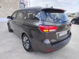 Kia Carnival 2016, Aleppo, RF18612747
