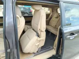Kia Carnival 2016, Aleppo, RF18612747