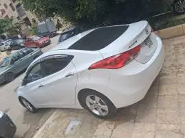 هونداي أفانتي 2012, حلب, RF20857680