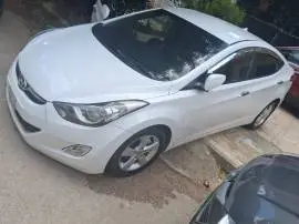 هونداي أفانتي 2012, حلب, RF20857680