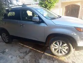 كيا سيرنتو 2010, RF13384734
