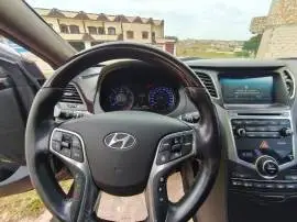 هيونداي ازيرا 2015, إدلب, RF55847269