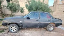 اوبل سكونا 1976, دمشق, RF52847899