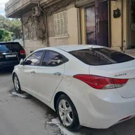 هيونداي النترا 2011, حلب, RF16056359