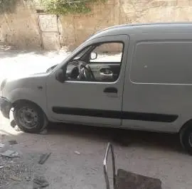 Renault Closed Model 2004, Damascus, RF80838007