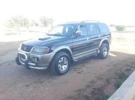 مستبيشي باجيرو 2002, حلب, RF17509766