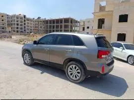 Kia Sorento 2015, Aleppo, RF79537009