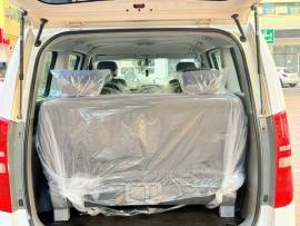 Hyundai H1 2016