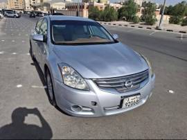 Nissan Altima 2012
