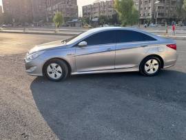 Hyundai Sonata 2012