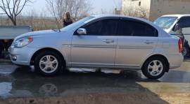 Hyundai Accent Model 2010
