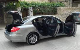 Genesis 2009 for sale