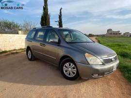 2011 Kia Carnival for sale