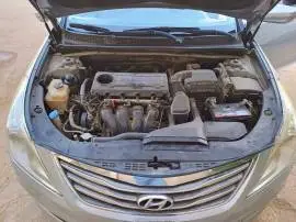 هيونداي ازيرا 2015, RF13224501