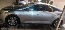 هيونداي ازيرا 2015, RF13224501