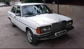 مرسيدس 200, RF10724229