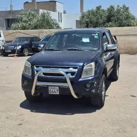 Isuzu Kert 2012, RF19431218