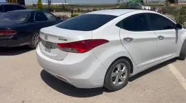 هونداي أفانتي 2011, RF13708371