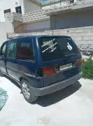 Peugeot Carnival 2001, Damascus, RF50116015