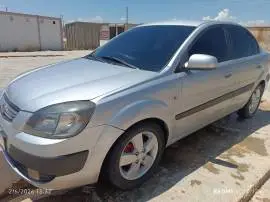 كيا ريو 2007, حلب, RF18095278