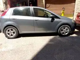 فيات بونتو 2009, RF93158828