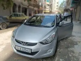 هيونداي النترا 2012, حلب, RF80174453
