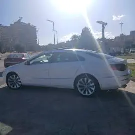 فولكس فاجن باسات 2011, دمشق, RF18302519