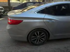 هيونداي ازيرا غرانديور 2011, حلب, RF19645866
