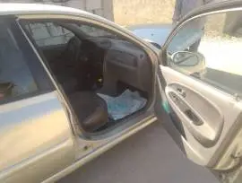 كيا ريو 2001, RF19245718
