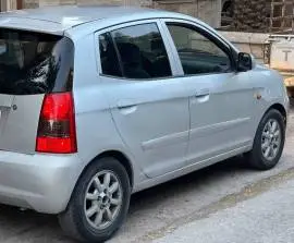 كيا مورلينغ 2005, حلب, RF17298256