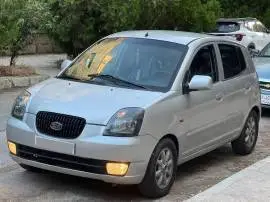 كيا مورلينغ 2005, حلب, RF17298256