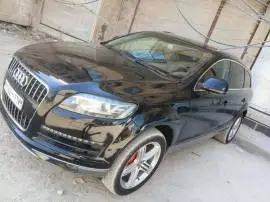 أودي Q7 2008, دمشق, RF33754340