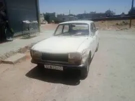 بيجو 304 سنة جديدة, RF13678158