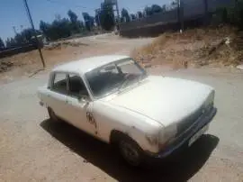 بيجو 304 سنة جديدة, RF13678158