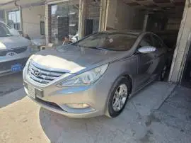 هيونداي سوناتا 2010, حلب, RF35552796