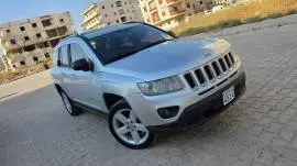 جيب شروكي 2011, حلب, RF13036094