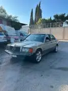 مرسيدس 190 سنة 1991, RF26185935
