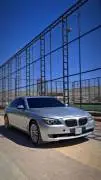 بي إم دبليو 740i موديل 2010, RF70694023