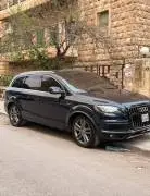 اودي كيو 7 2011, RF42691269