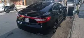 هيونداي ازيرا 2012, RF18595561