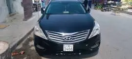 هيونداي ازيرا 2012, RF18595561