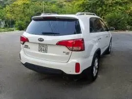 كيا سورينتو 2014, دمشق, RF17810441
