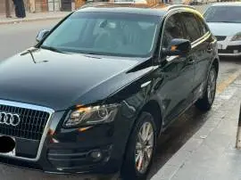 أودي Q5 2012, دمشق, RF14475381