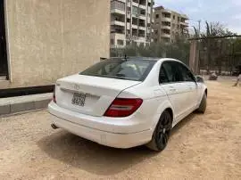مرسيدس C200 موديل 2013, دمشق, RF16836766